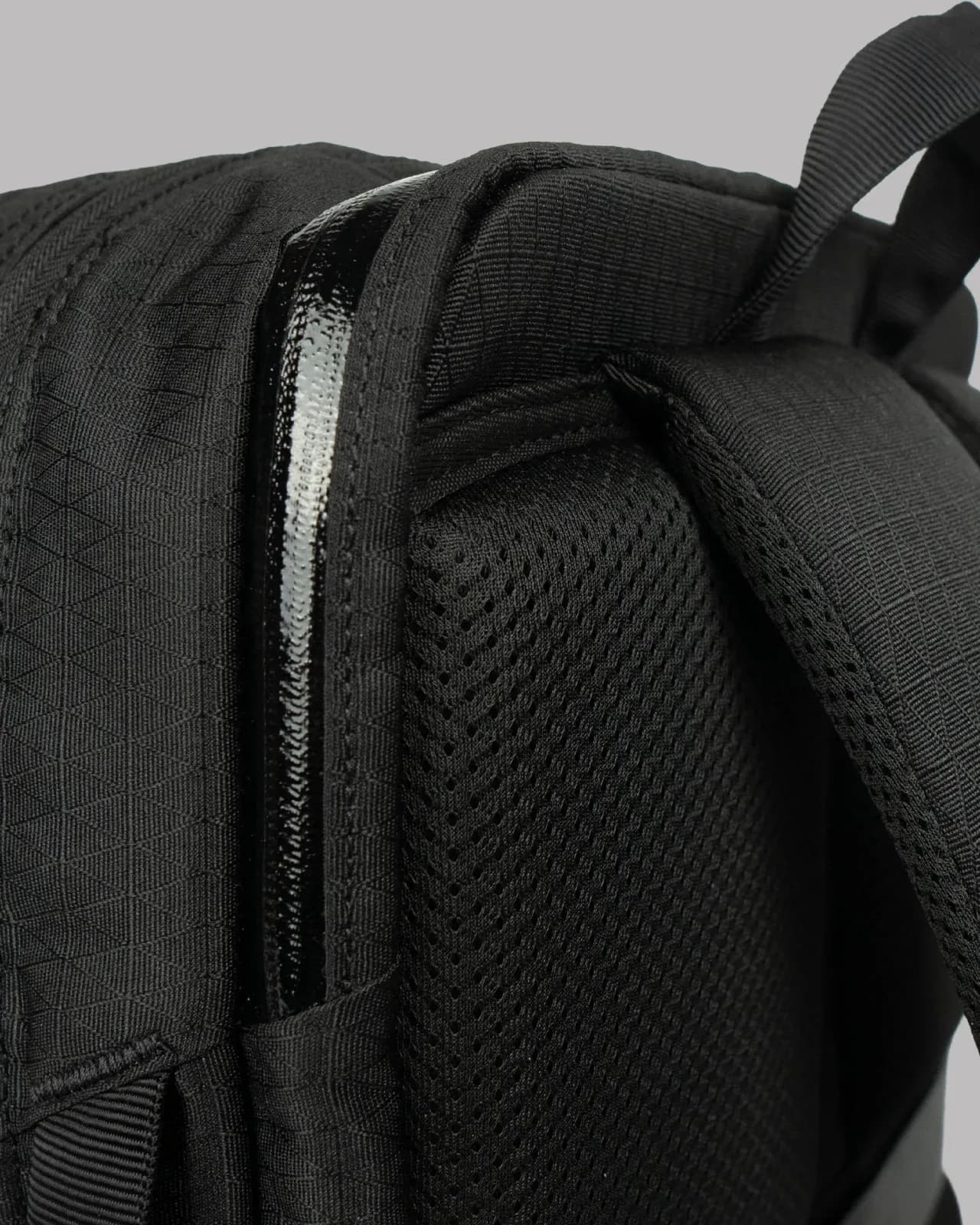 Balo laptop kháng nước Yuzi Urban Essential 10